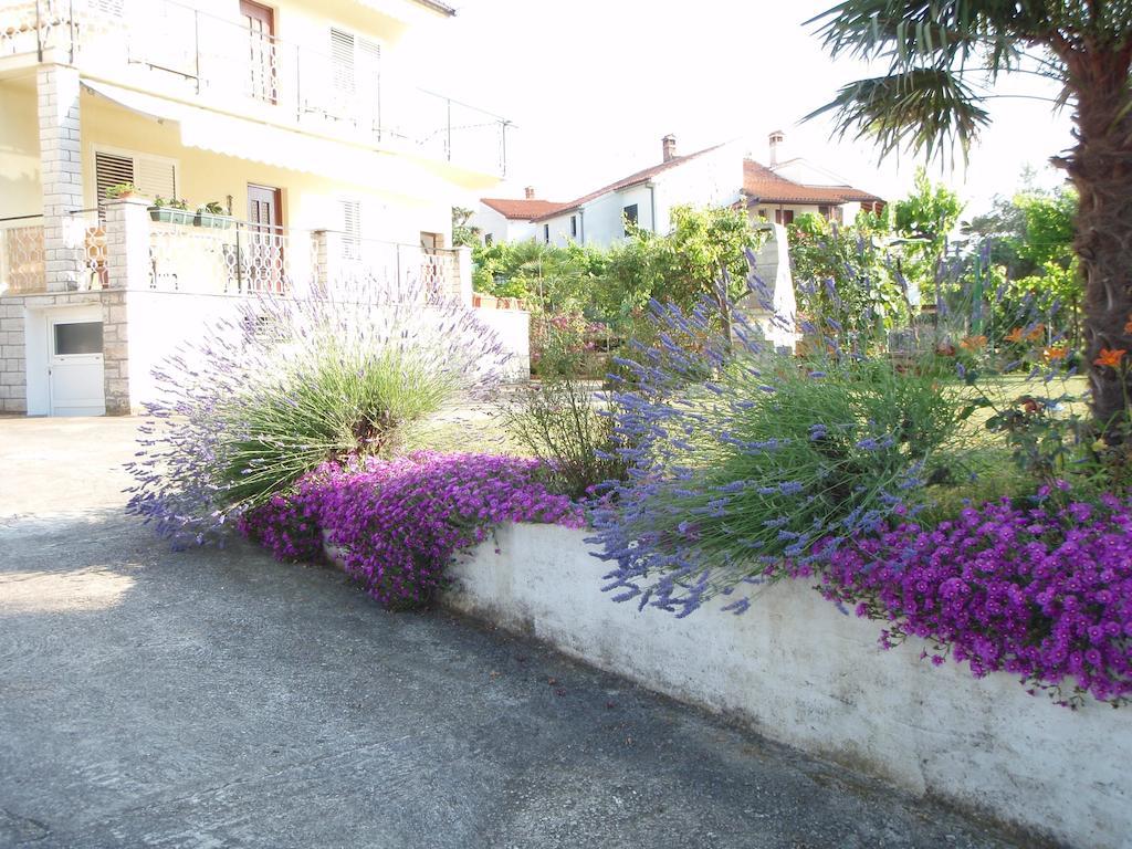 Guest House Jasmin Rovinj Buitenkant foto